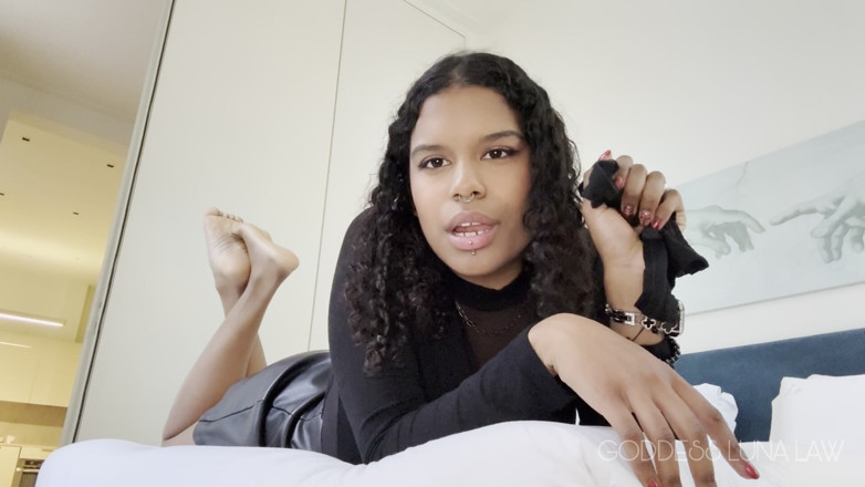 Goddess Luna Law: Jsi posedlá kalhotkami - Femdom POV - Bohyně Luna Law