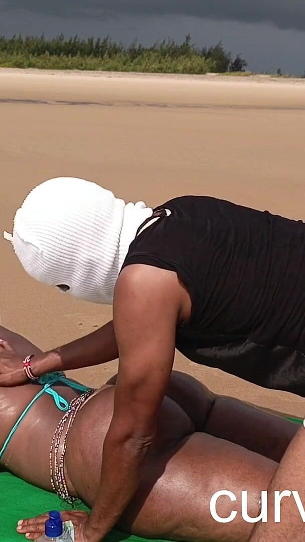 A Quickie at the Beach with a Local Guy (Curveecurvd254)