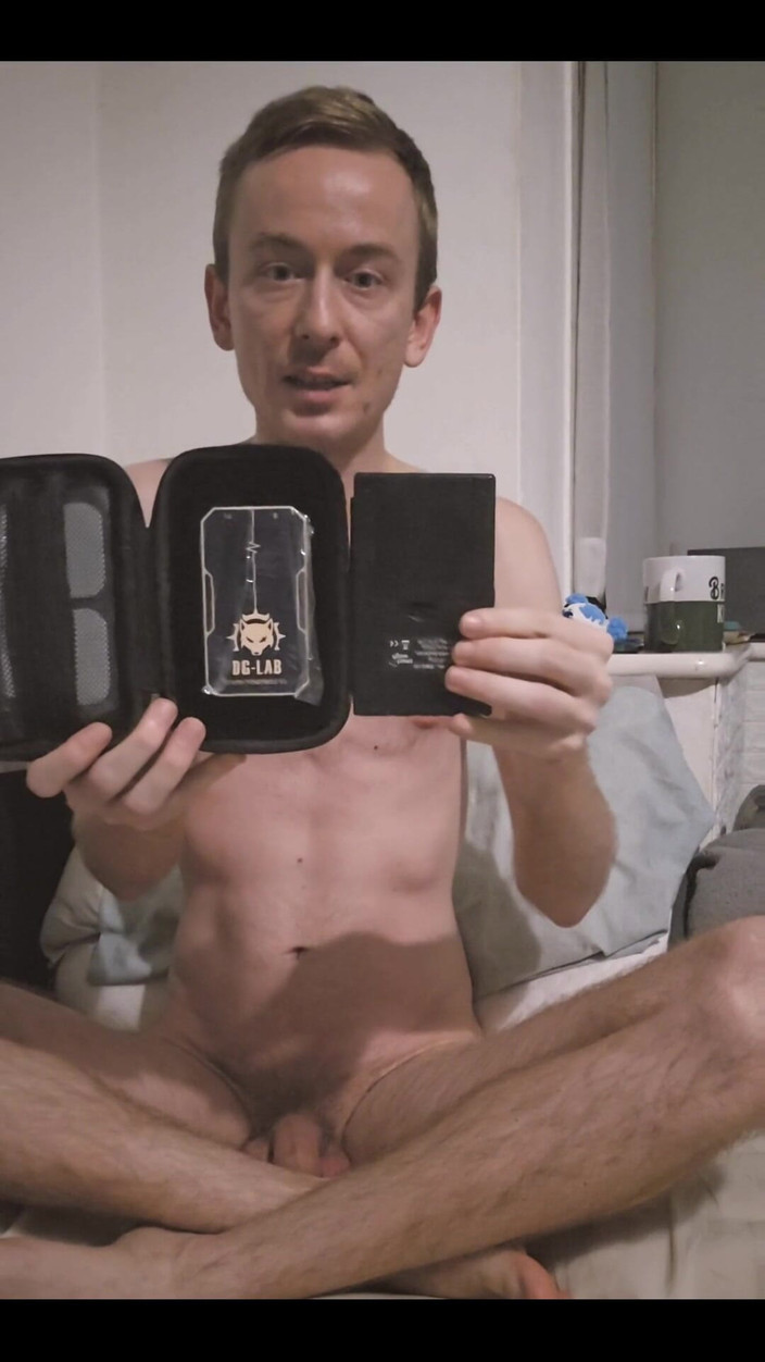 The Max Powers: Box Opening