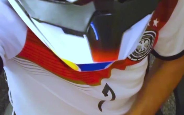 Sneakersmax98: Compilație cu euptions și excitate