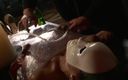 Absolute BDSM films - The original: Gamla och unga förödmjukar bröstvårtor pumpar insvept i folie