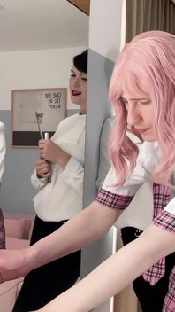 Sissy College Lekcja 1: Lalkowanie
