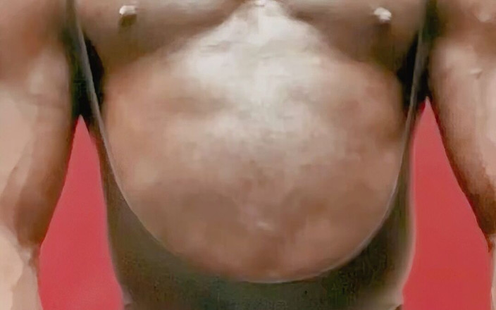 Black mature kinky muscle: Синглетный мускулистая гибкая в латексе предшествует мастурбации бюст