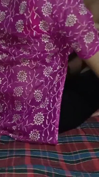 Pierwszy raz seks moja dziewczyna ze college'u przychodzi do mojego domu rucha moją żonę 3