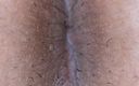 I live and work: 男人菊花的特色 - 肛门专业视频，可以清楚地看到肛门的皱纹。