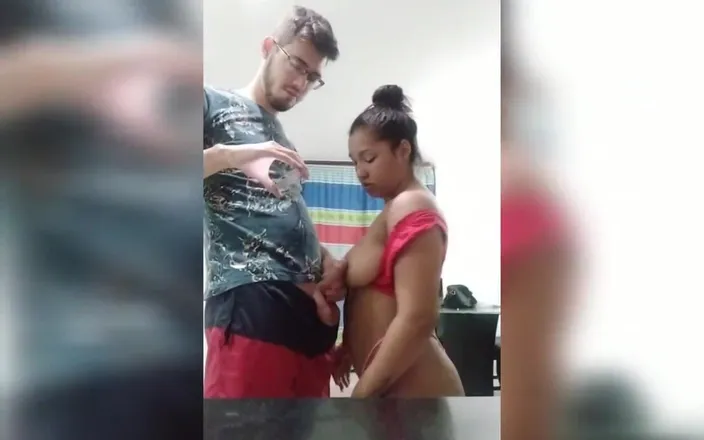 Pikaa6: 18 year old brunette big saggy tits from New York...