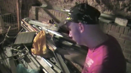 Sneaker gay: Slut fucked by scally boy in basement in Paris