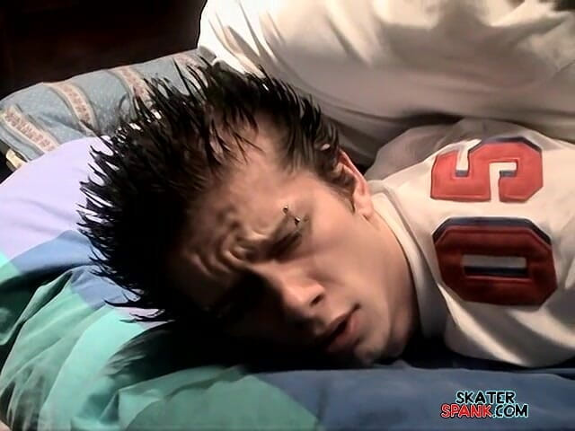 Skater Spank: Kelly tvrdě