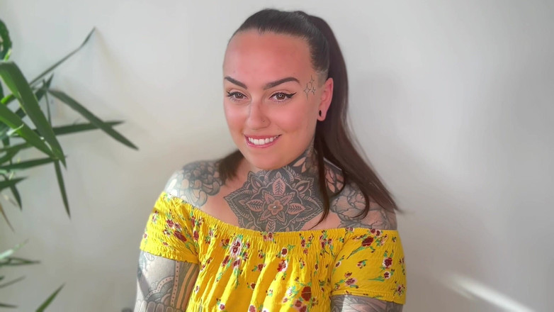 Miss Valentina: Wifeys bestes freund-katastrophe