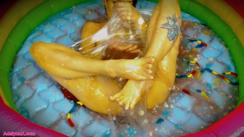 AdalynnX: AdalynnX - Slime pool en gummy slangen 2