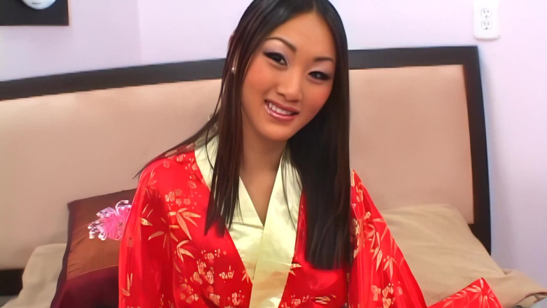 Femdom Sex: Japon genç model sikiliyor ve yüzüne boşalıyor