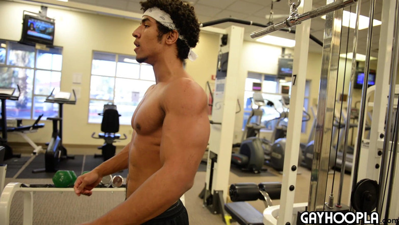 Gay Hoopla: New Ripped Teen Fitness Stud Lorenzo Joseph