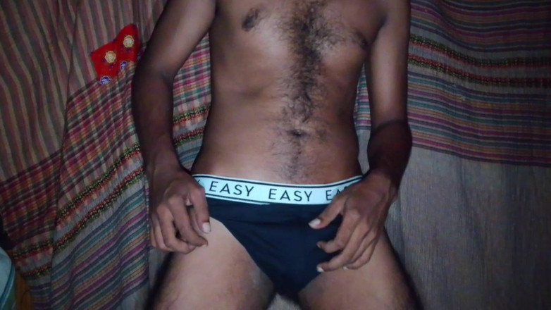 Echo Shade: Chico sexy con traje gimiendo, hablando sucio hasta correrse duro,...