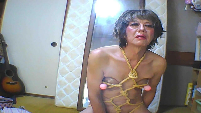 anakanakami: Trói Cơ Thể Của Anaka Bằng Dây Thừng