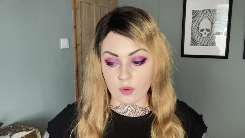 Miss Valentina: Sph curang dan dibuang