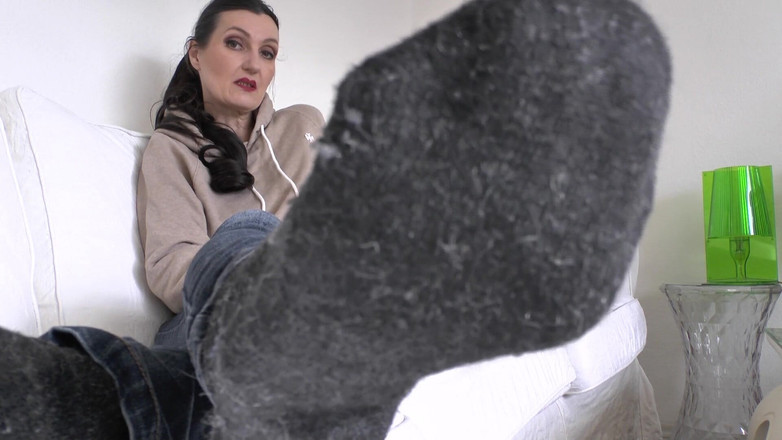 Lady Victoria Valente: 오늘도 냄새나는 양말의 냄새를 맡고, 주스를 마시고, 정자를 핥는다! 레이디 빅토리아 발렌테