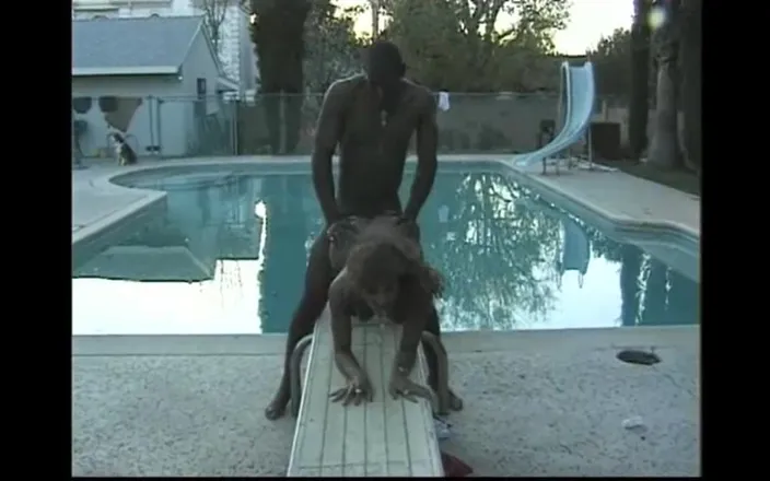Vintage Usa: Black MILF Ass Fucked by the Pool and Cummed in...