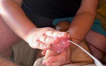 Twittiy: Tinder saya sentiasa bersorak pada seorang lelaki