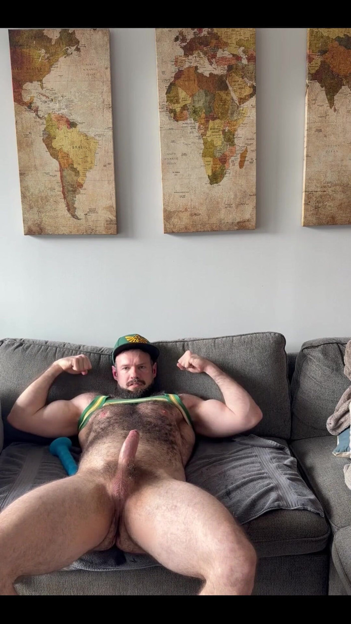 BeefyCanuck: Sử dụng đồ chơi lớn hơn