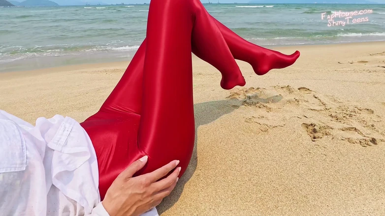 Shiny teens: 897 Shiny Red Spandex Pantyhose on the Beach