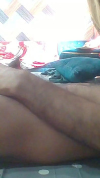 Solo Desi Pakistan Handjob
