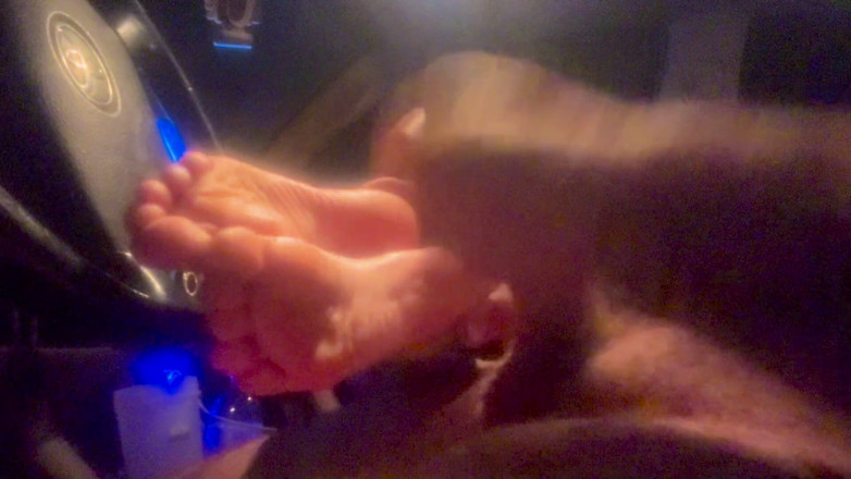 Chester Van Name: Сексуальна руда Ліз Лейн дає Честер Ван ім'я ще один дивовижний глибокий мінет в горло, а потім ми перемикаємо його до сперми на ноги