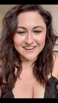 Josie jaxxon nimmt anfragen auf