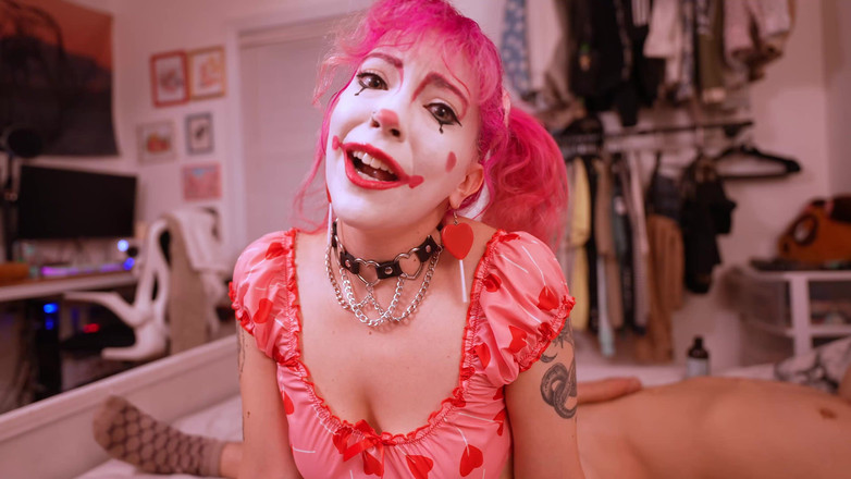 lilredvelvettt: 小丑女孩肚子按钮 CEI