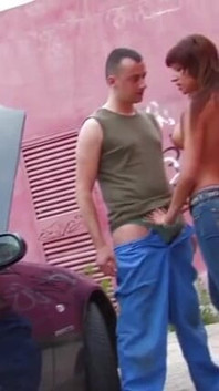 Pierced babe gets anally fucked in a car