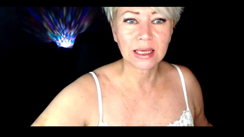 AimeeParadise: Aimee Hot MILF (aka Aimeeparadise) - Mia moglie troia è la migliore cagna...