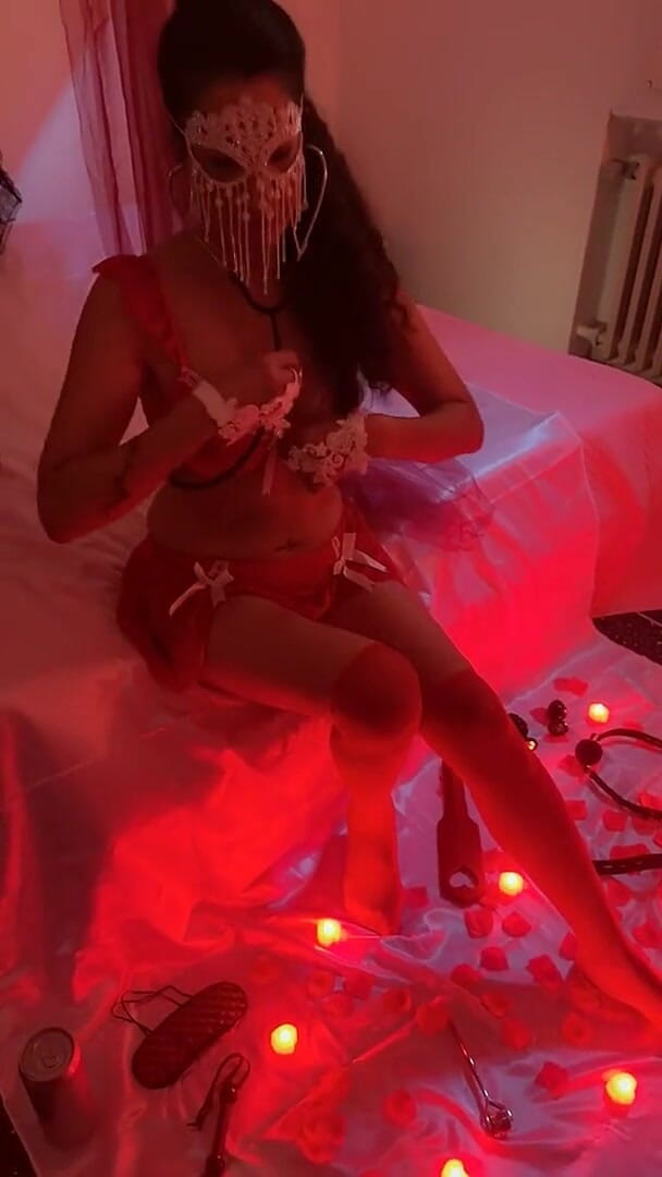 Mistress angel: Puan Malaikat di Bilik Merah