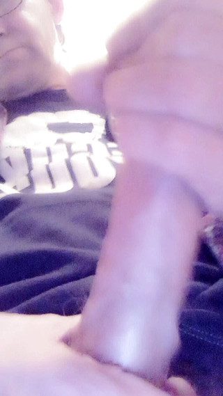 Mcobraxxl: Mcobraxxl ngocok kontol sampai muncrat