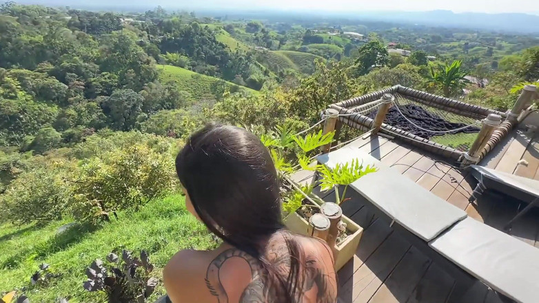 Anna Cherry: Annacherry Baise Dans Le Jacuzzi !