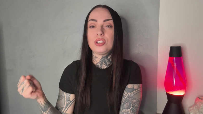 Miss Valentina: Vítejte v Extreme CBT