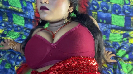 Angoori: Üvey baba şişman üvey kızını sikiyor