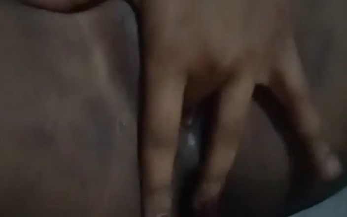Playboy D: Vacker college flicka fitta fingrar