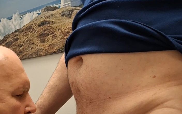 Dexterxxlfun: Vovô é chupado, papai chupa um pau do vovô
