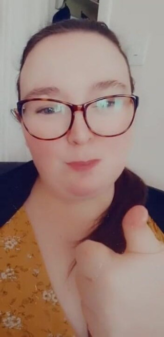 SSBBWLadyBrads: I'm eating this donut for you