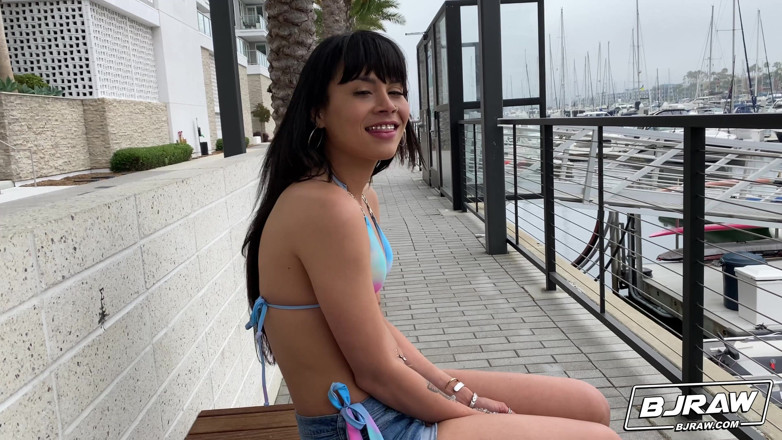 BJ Raw: Bjraw Ari Alectra Aims to Please