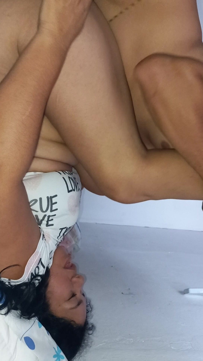 Valkyrieandluigy: Misionářský pár šuká