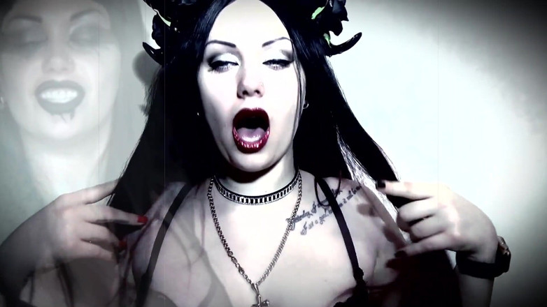 Goddess Misha Goldy: My Seductive Lips - Is a Door to Hell! Devour Fetish!
