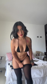 Una Pequeña Apreciación De Mi Pequeño Bikini Un Mini Baile