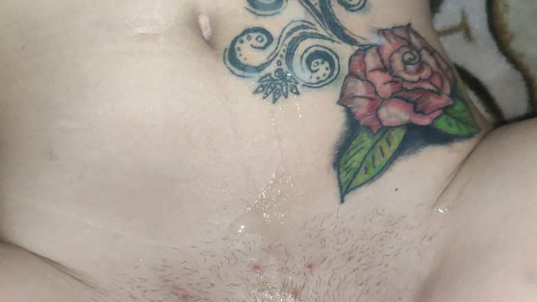 DirtyLubov: Seks oral dengan si rambut coklat