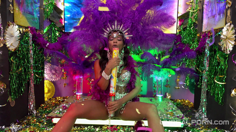 Unreal Porn: Unreal Porn 12: Carnival Dancer