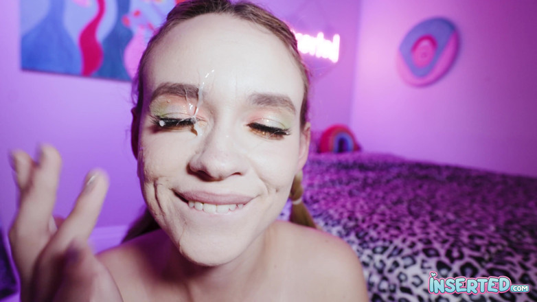 Inserted: Eingeführt, khloe kingsley hat ein großes geheimnis
