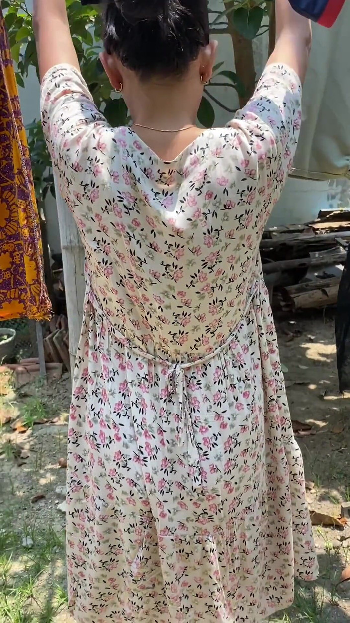 Bella Ivanka: Indo virální chycena v banánovém sadu