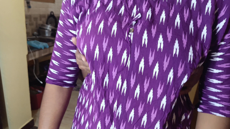 Wonder: 레즈 로맨스를 즐기는 귀여운 자매