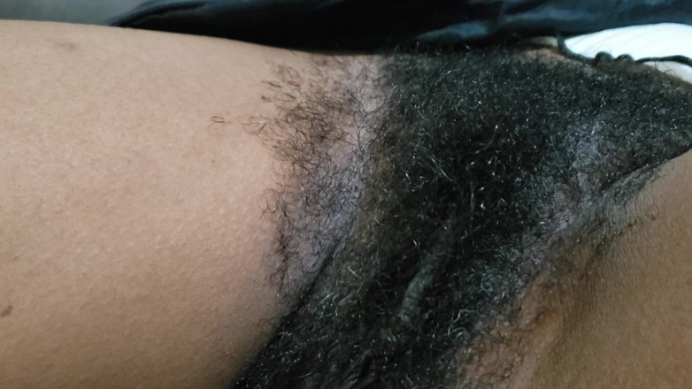 Lovemina: Harige kutbabe geniet van een gewaagde en sensuele ervaring met...