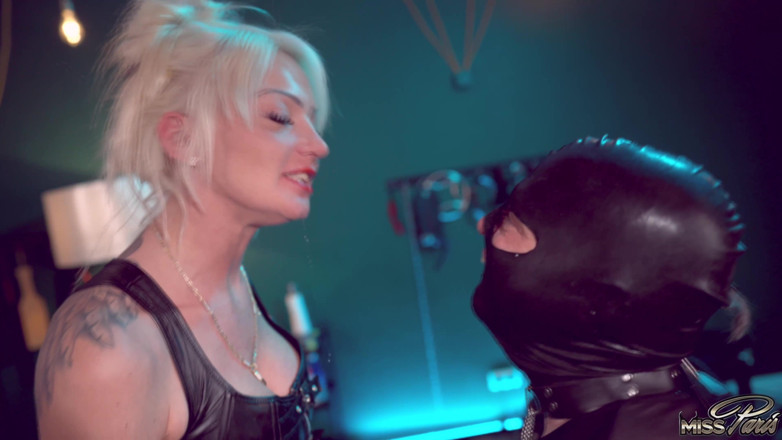 Miss Paris Hamburg: Miss Paris Dominates Her Slave,throat Fucking with the Butt Plug