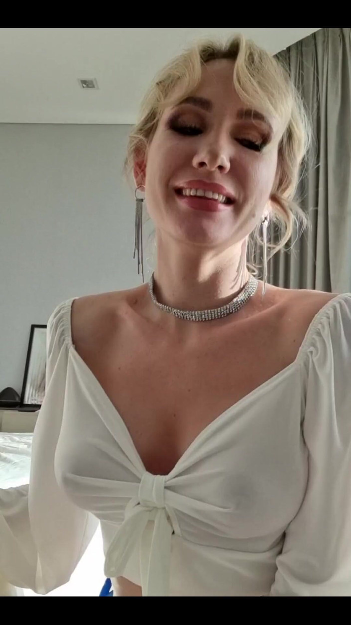 Angel The Dreamgirl: Solo-erotik-show